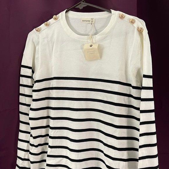 Striped sweater - Picture 1 of 4